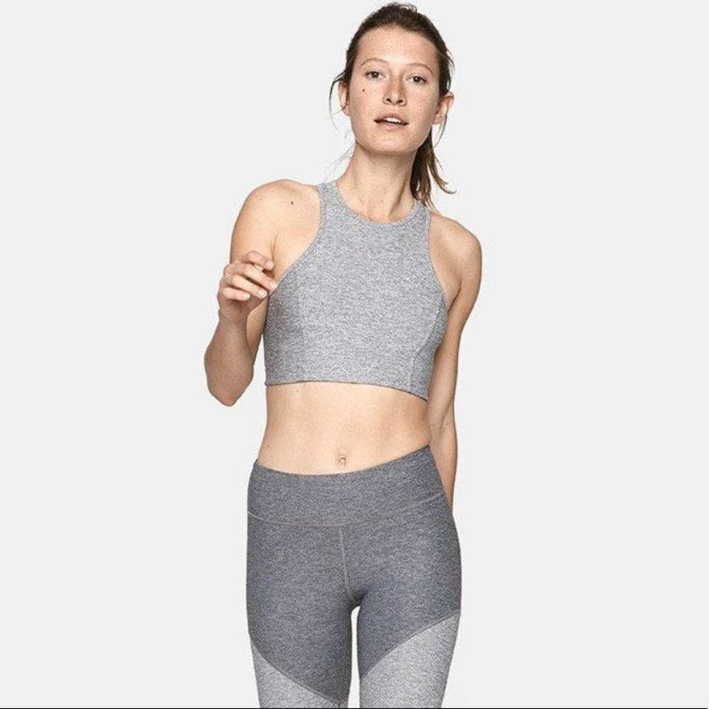 Outdoor Voices Athena Crop Top in Dove Size S